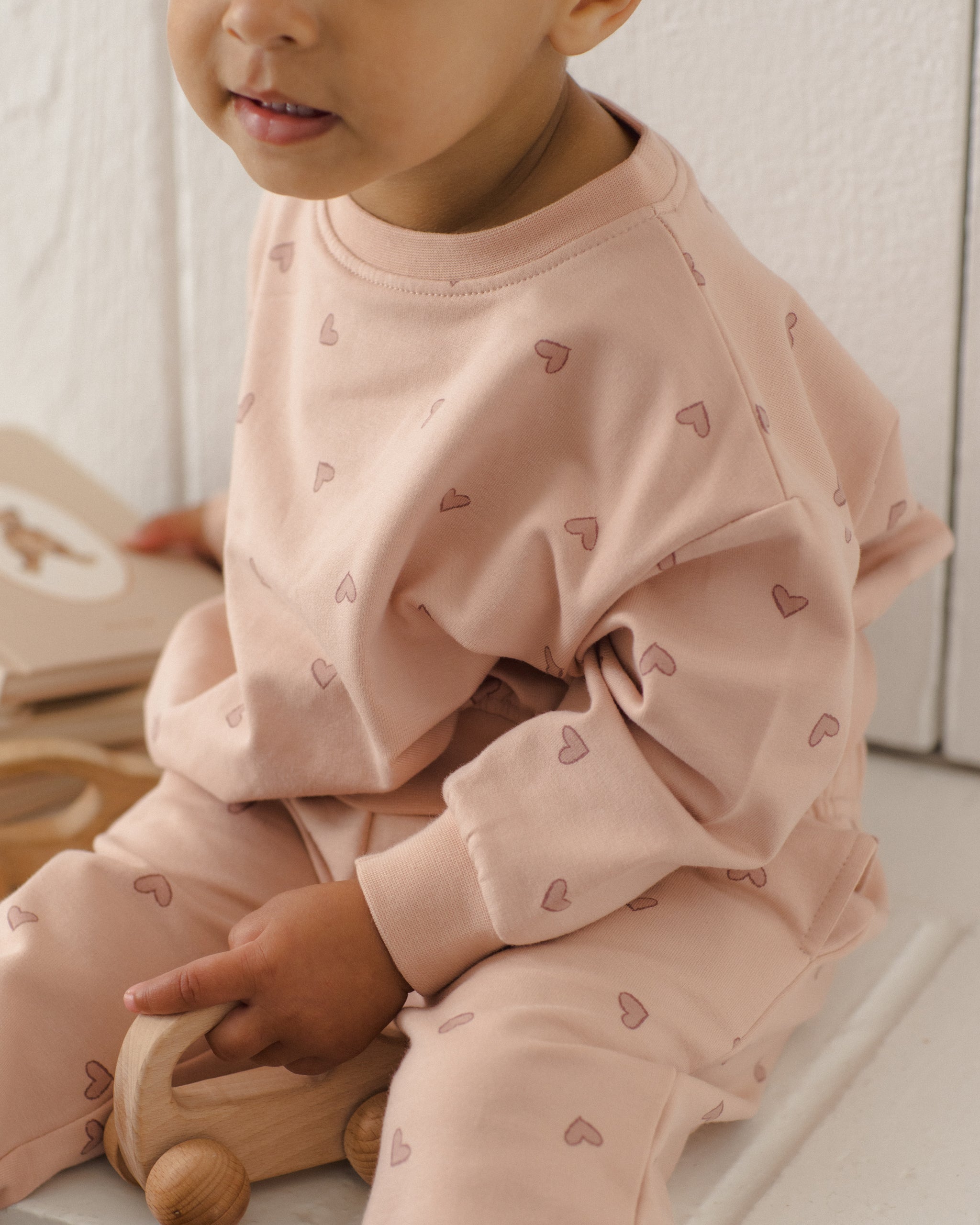 Quincy Mae Baby Girls Hearts Sweatshirt & Sweatpants Set