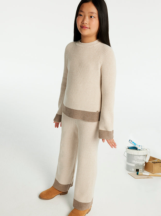 Teen Girl Knit Top & Pants Set