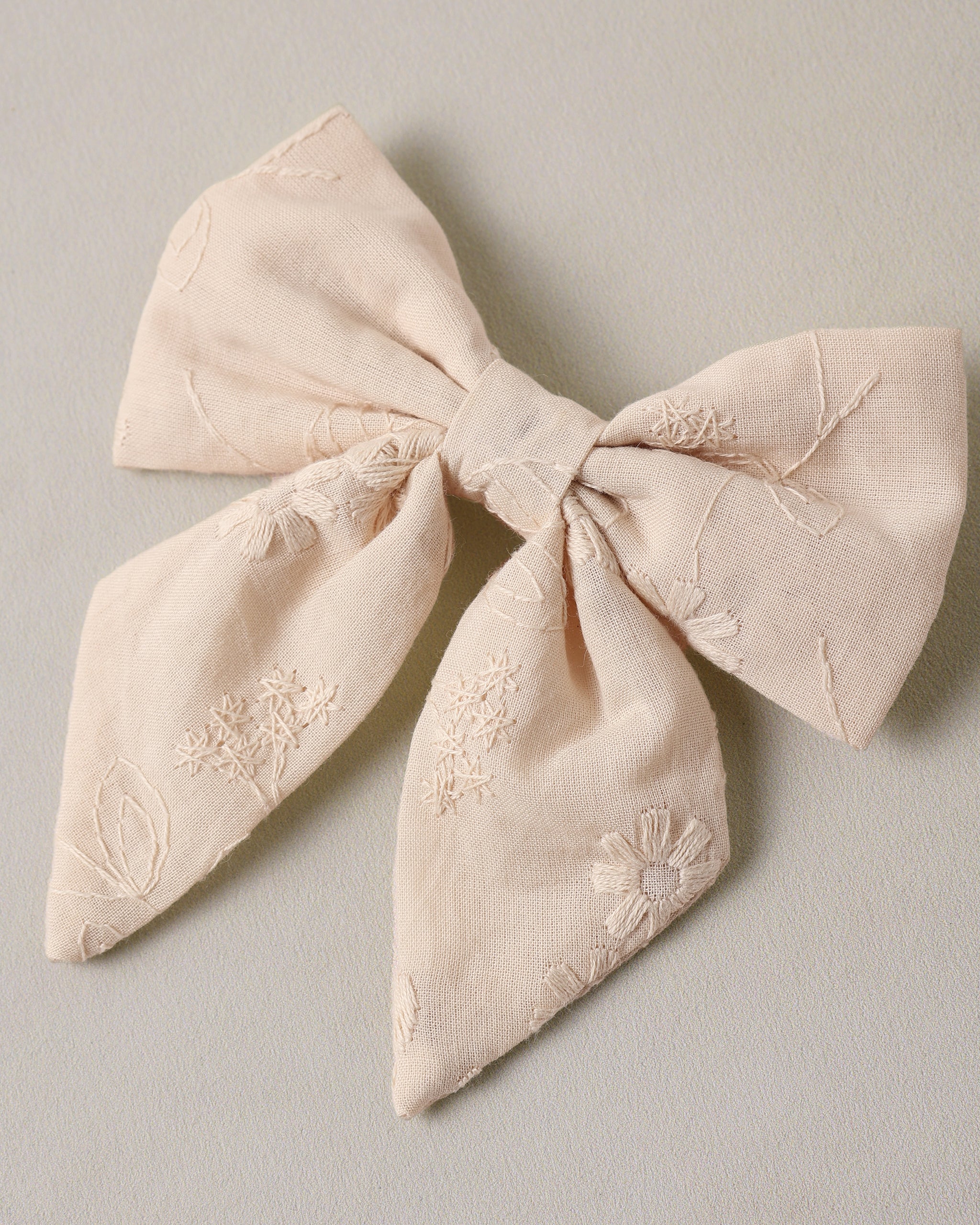 Noralee Norah Embroidered Floral Bow