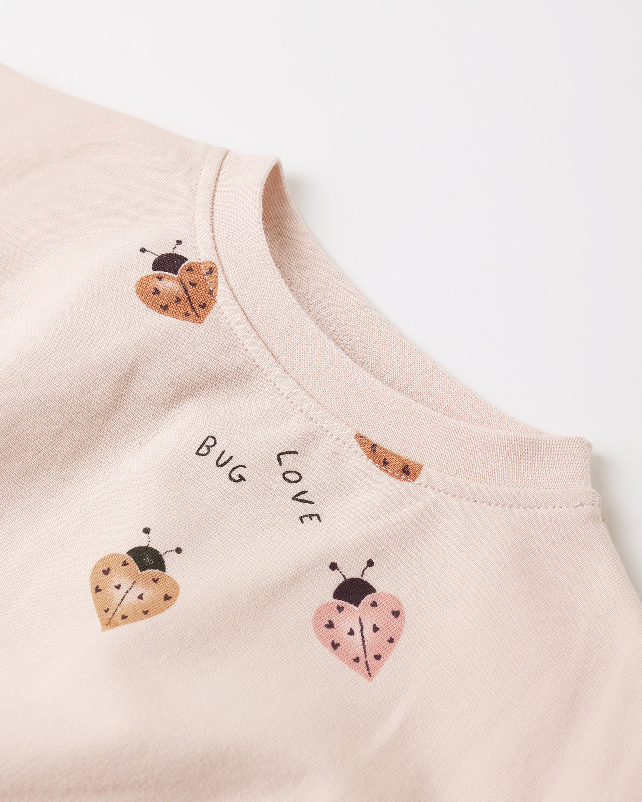 Quincy Mae Baby Relaxed Love Bug Sweatshirt & Sweatpant Set_ QM454HANN-QM456HANN