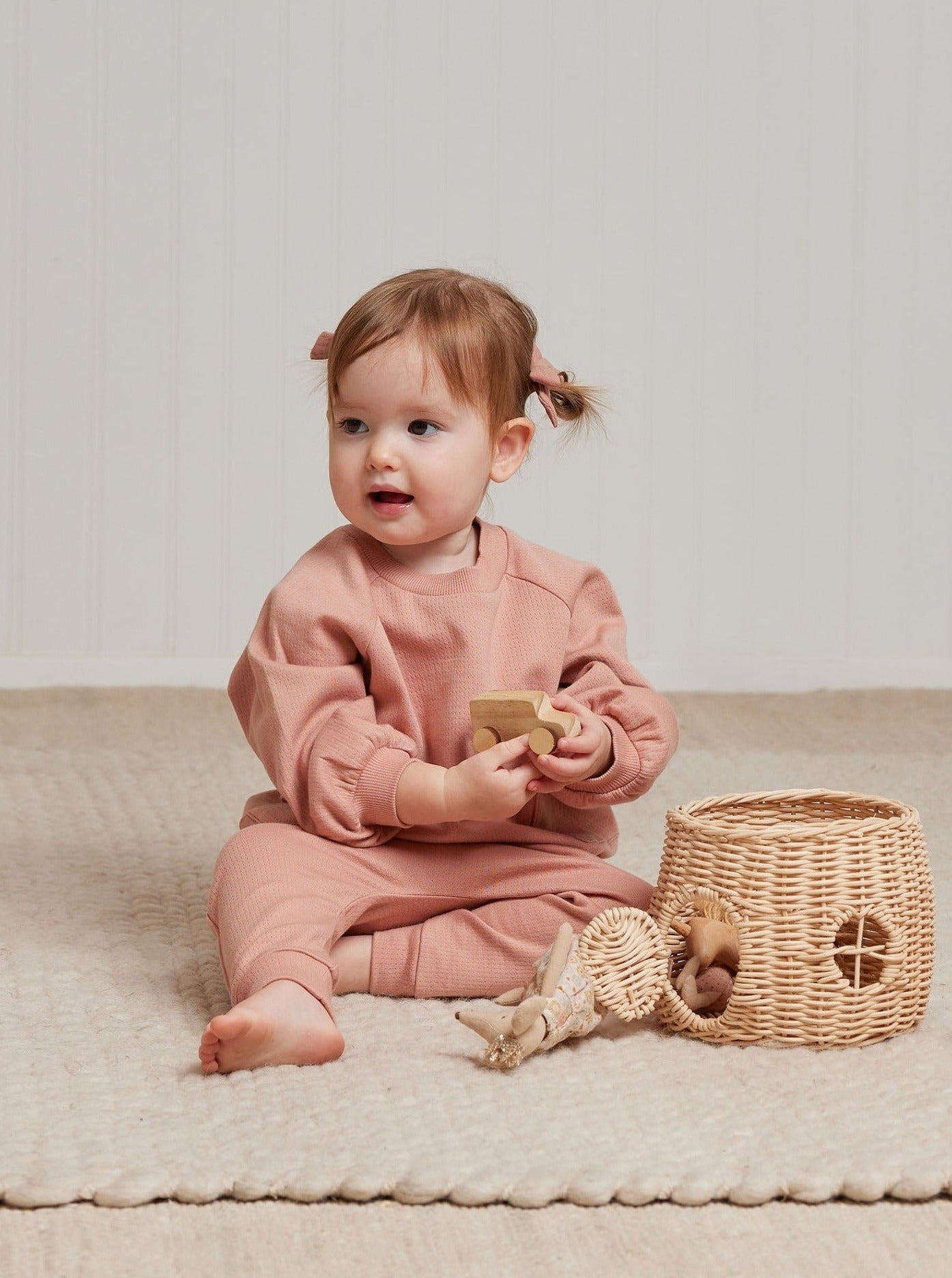 Quincy Mae Baby Pink Pointelle Sweatshirt & Sweatpants Set _QM338-1097