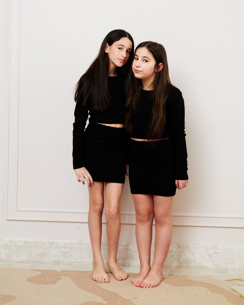 Theme Girls Sloane Long Sleeve Heart Cut Out Ribbed Top_ AM501
