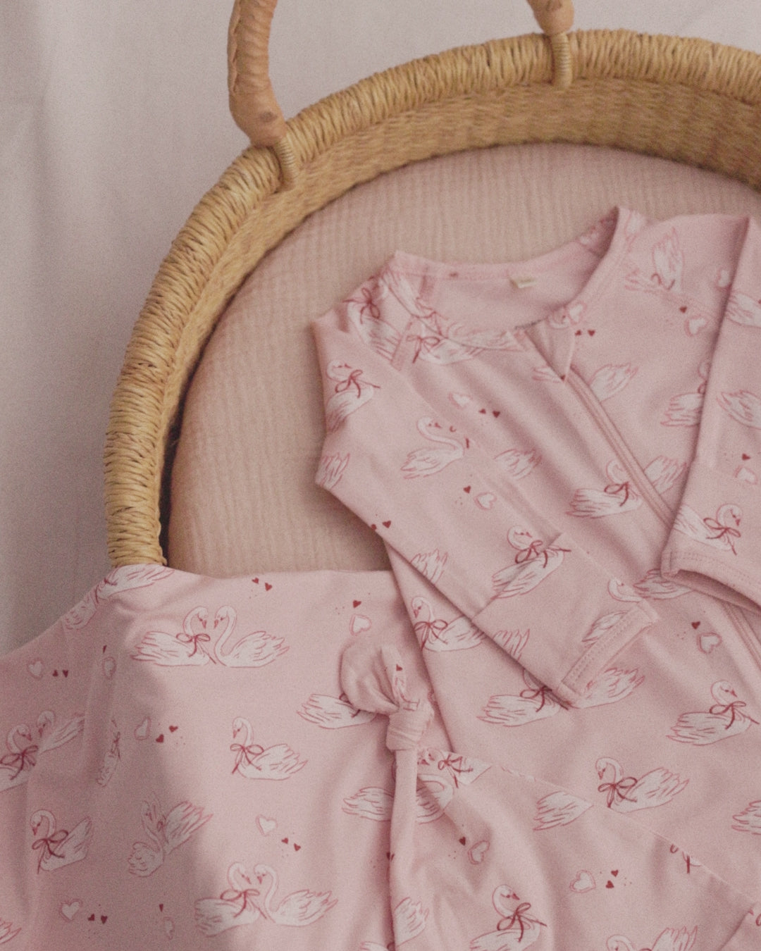 Quincy Mae Baby Pink Hearts Bamboo Zip Footie_ QM092CALW