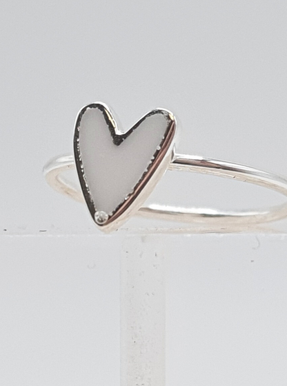 Bambu Silver Resin Heart Ring _R995-1950