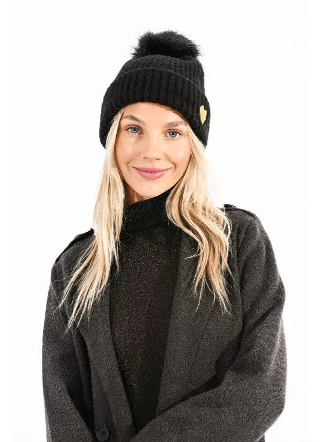 Mini Molly Black Knitted Hat w/Heart _B216BH23-3110