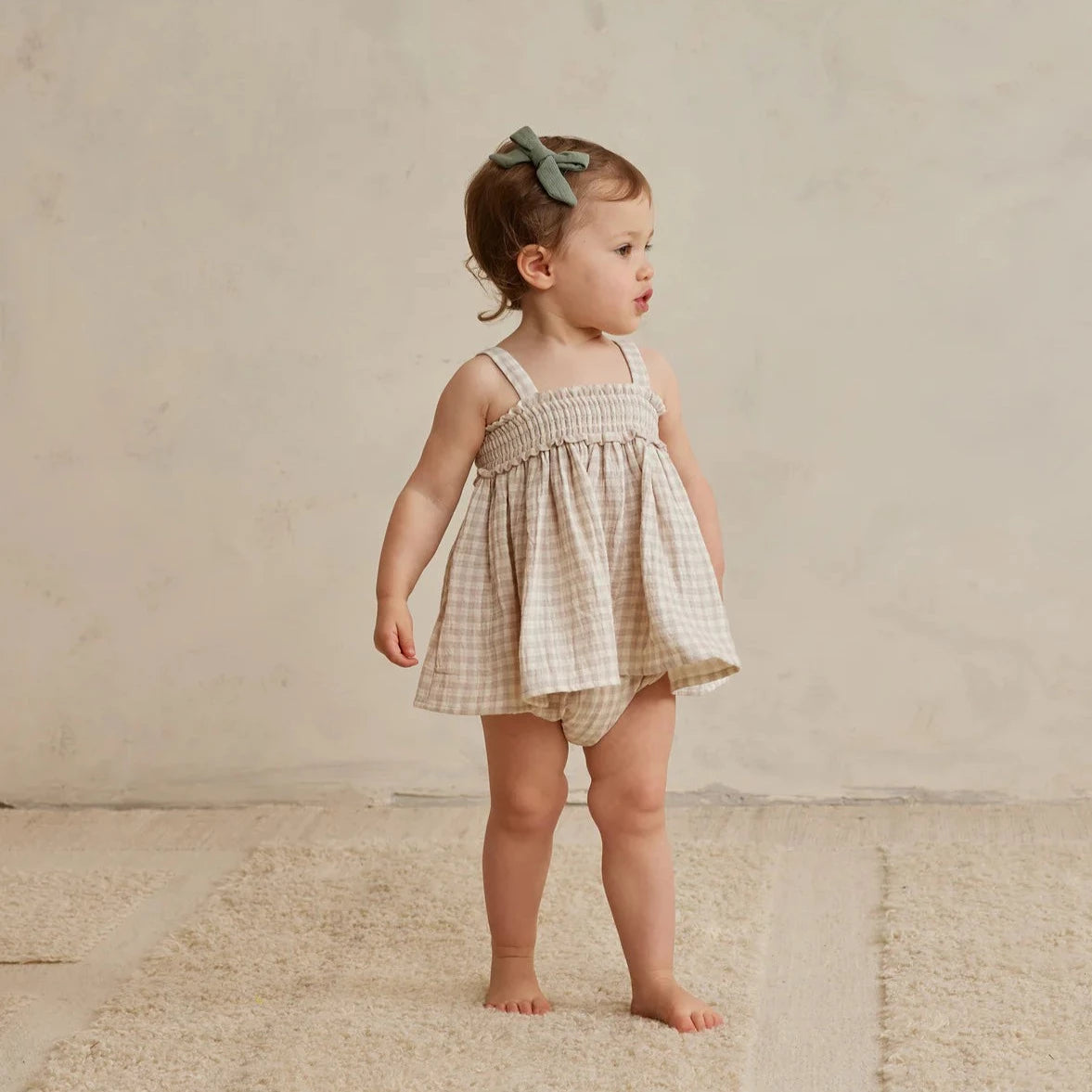 Quincy Mae Smocked Top & Bloomer Outfit Set _Grey QM326-27