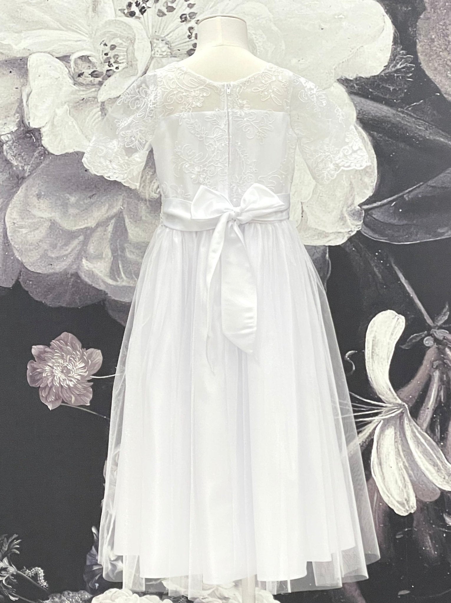 JL Scalloped Short Sleeve Tulle Lace Dress _White SK902 - NorthGirls